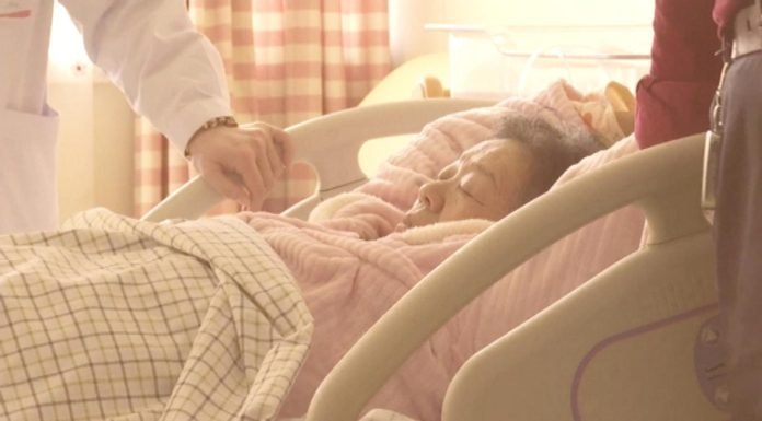 Çin’de 67 Yaşındaki Kadın Doğum Yaptı