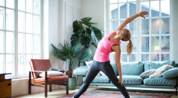 Evde Egzersiz Yaparken Dikkat Etmeniz Gerekenler Evde Egzersiz Yaparken Dikkat Etmeniz Gerekenler