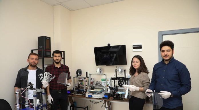 PAÜ’lü Öğrencilerden Koronavirüs ile Mücadeleye Anlamlı Destek PAÜ’lü Öğrencilerden Koronavirüs ile Mücadeleye Anlamlı Destek