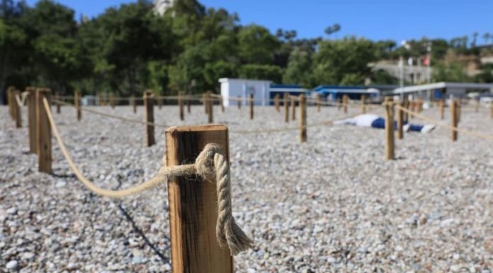 Dünyaca Ünlü Sahilden Başladı! İşte Rastgele Havlunun Tarih Olduğu ‘Yeni Normal’ Kuralları Konyaalti Sahili'nde 'yeni normal' kurallar