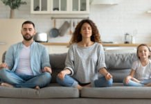 Pandemi Döneminde Yoga ve Meditasyon Yardımıyla Stresle Baş Etmenin Yolları Yoga_ve_Meditasyon-scaled