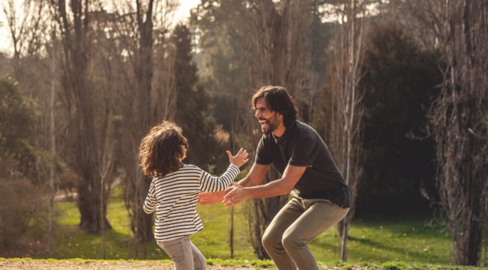 DOCKERS® Babalar Günü’nü Smart 360 Flex ile Kutluyor DOCKERS® Babalar Günü’nü Smart 360 Flex ile Kutluyor