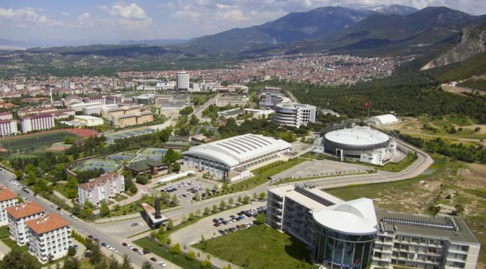 PAÜ, Sanayinin İhtiyacı Olan Nitelikli İş Gücüne Destek Verecek PAU, Sanayinin İhtiyacı Olan Nitelikli İs Gucune Destek Verecek