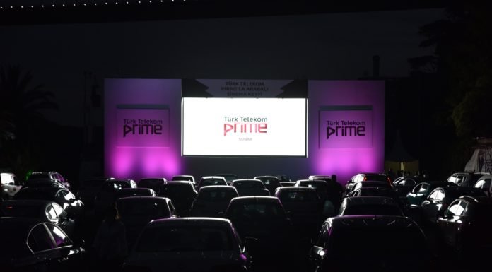 Türk Telekom Prime ile Boğaz’da arabalı sinema gecesi Turk Telekom Prime ile Bogaz’da arabalisinema gecesi
