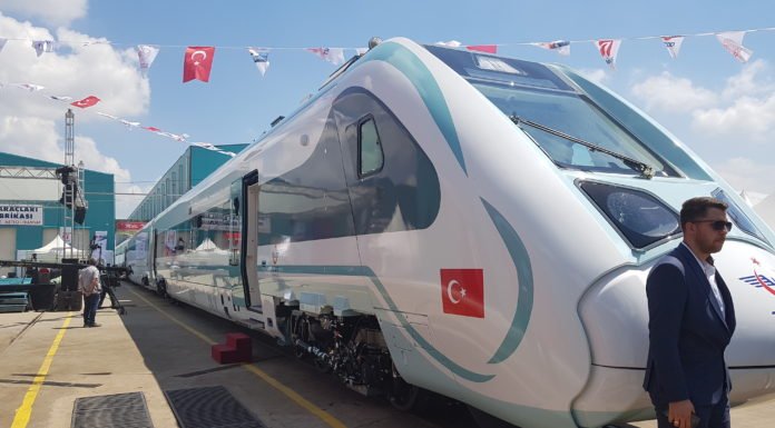 Türkiye’nin İlk Yerli ve Milli Elektrikli Treninin Üretimine ASAŞ Destek Verdi! Turkiye’nin İlk Yerli ve Milli Elektrikli Treninin Uretimine ASAS Destek Verdi