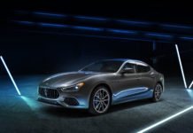 Maserati Tarihinin İlk Elektrikli Modeli: Ghibli Hybrid Maserati Ghibli Hybrid Kokpit