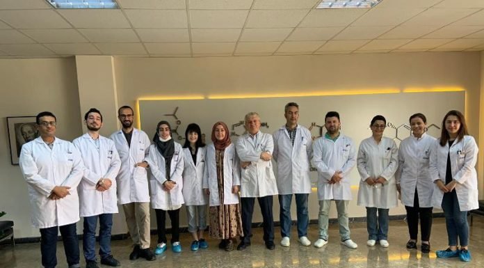 Türk Bilim İnsanlarından Yerli ve Milli Covid-19 İlacı covid-19-milli-ilac-uretim-ekibi