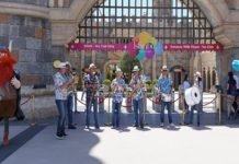 Coşku Dolu Bando Takımıyla İsfanbul Tema Park’ta Bayram Sevinci Şenliğe Dönüştü neseli-maskotlar-ve-cosku-dolu-bando-takimiyla-isfanbul-tema-parkta-bayram-sevinci-senlige-donustu-