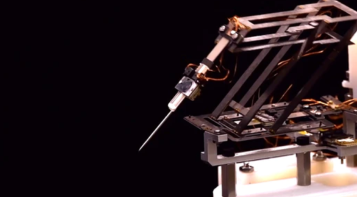 RCM Minik Cerrahi Robotu Doktorların En Büyük Yardımcısı Olabilir!