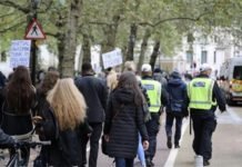 Avrupa’da Vaka Sayılarındaki Artış Sürüyor Avrupa'da vaka sayilarindaki artis suruyor