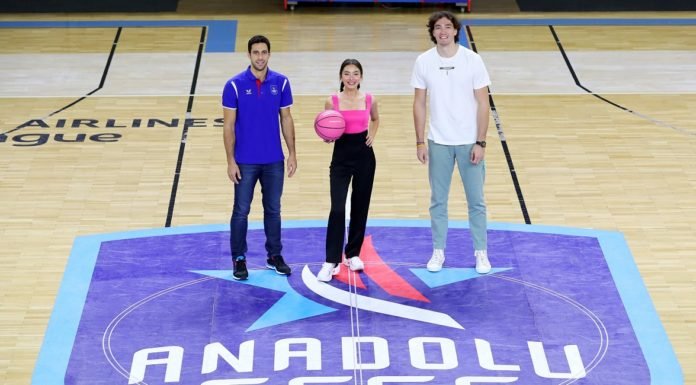 Neslihan Atagül Doğulu: Erken Tanı Hayat Kurtarır (Pembe Top Sahada)