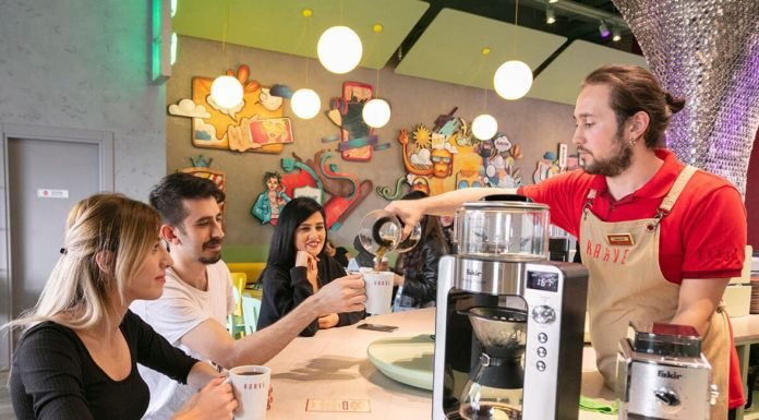 Kahvede Yeni Trend… Kişiye Özel İmza Kahve