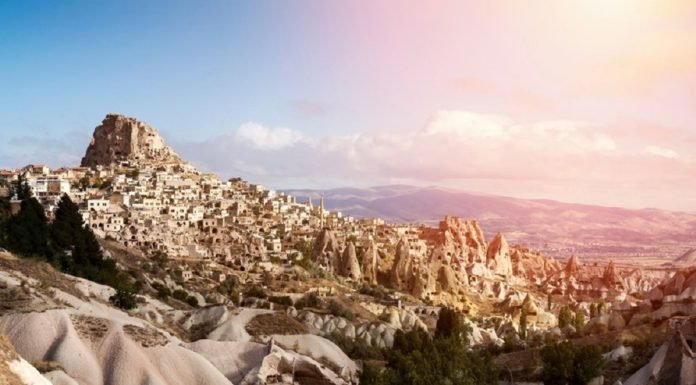 ‘Dünyanın En Yüksek Peri Bacası’ Uçhisar’a Ziyaretçi Akını