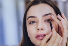 Düşük Göz Yapısına Sahip Olanlar İçin Makyaj Tüyoları Düşük Göz Yapısına Sahip Olanlar İçin Makyaj Tüyoları