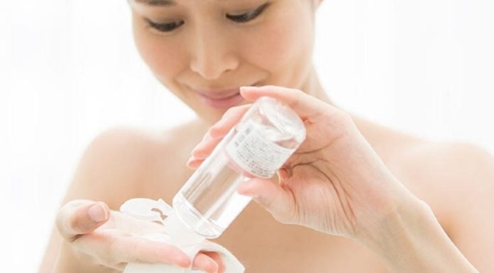 Kendin Yap: Yaşlanma Karşıtı Yeşil Çaylı Tonik Kendin Yap: Yaşlanma Karşıtı Yeşil Çaylı Tonik