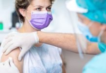 Bilim Kurulu Üyesi Turan: Aşılanmak, Hastalığın Bulaşmayacağı Anlamına Gelmez