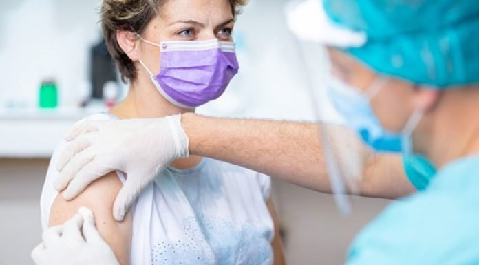 Bilim Kurulu Üyesi Turan: Aşılanmak, Hastalığın Bulaşmayacağı Anlamına Gelmez