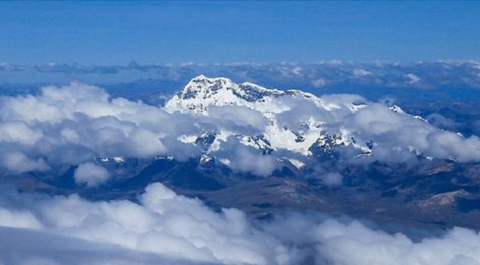 Küresel Isınma Etkisi: Venezuela’daki Son Buzul Eriyor