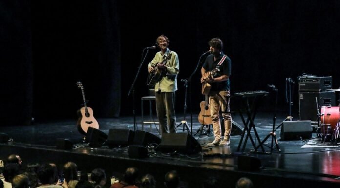 Kings of Convenience’ın Heyecanla Beklenen İki Konseri de Büyüledi! Kings of Convenience’ın Heyecanla Beklenen İki Konseri de Büyüledi!